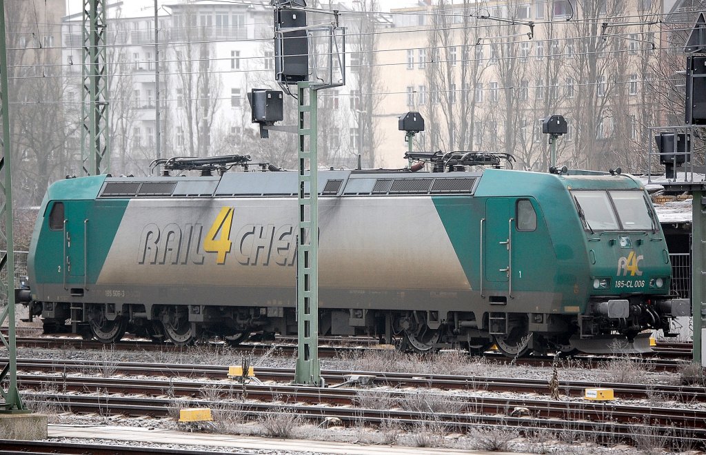 R4C 185-CL 006 (91 80 6185 506-3 D-VCD) abgestellt am 31.01.11 Berlin-Beusselstr. gegen�ber dem Berliner Westhafen.
