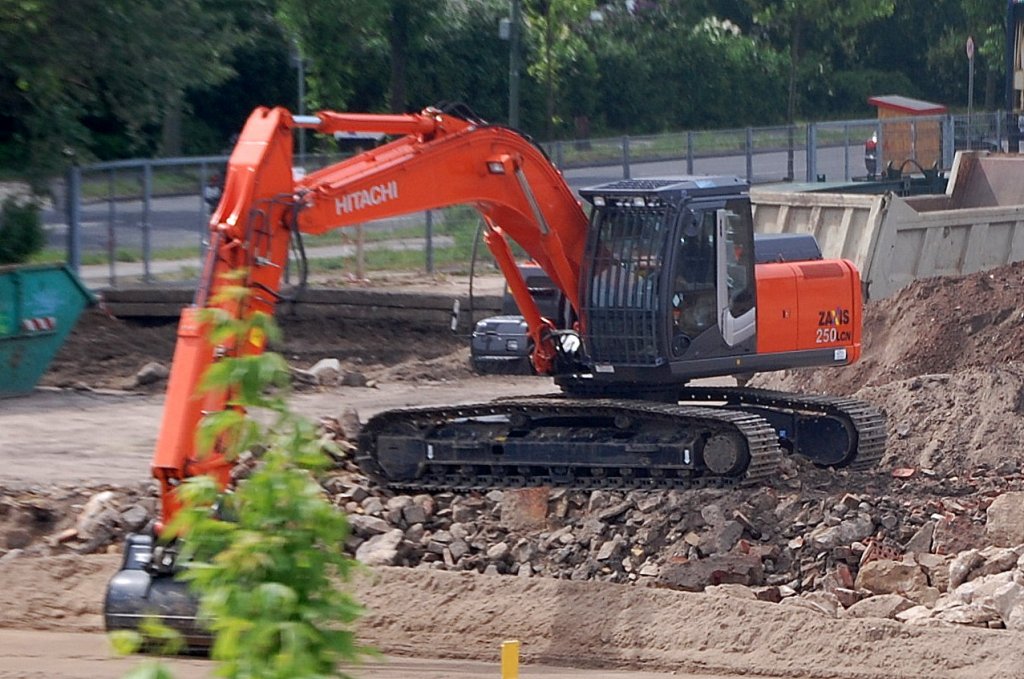 Raupenbagger HITACHI Typ ZAXIS 250LCN, 09.05.09 Berlin-Adlershof.