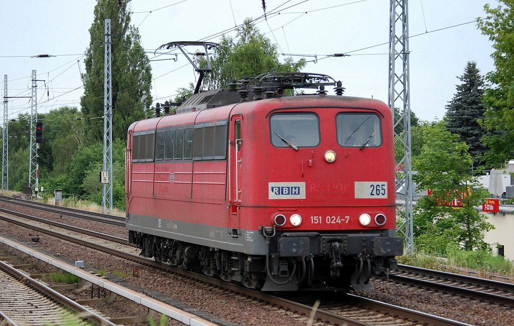 RBH 265/151 024-7 (Krupp Bj.1974) Richtung Karower Kreuz Berlin, 24.06.13