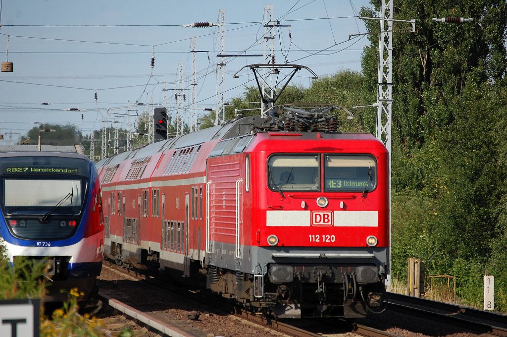 RE3 nach Elsterwerda mit 112 120 Richtung Berlin-Gesundbrunnen, 24.07.13 Berlin-Karow.
