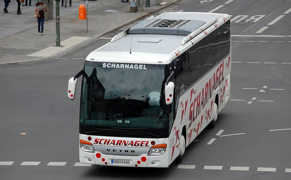 SETRA S 415 GT-HD der Fa. SCHARNAGEL, 01.06.13 Berlin-Hardenbergplatz.