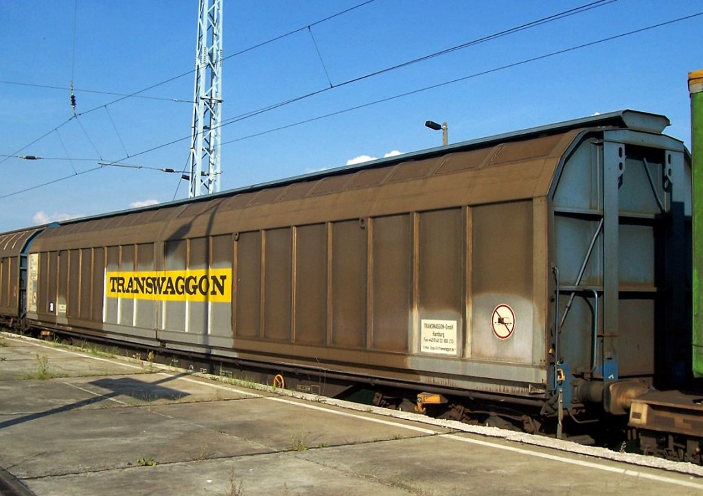 TRANSWAGGON Schiebewandwagen eingestellt mit der Nr. 33 RIV D-TWA 2743 451-7(P) Habbiins 14 Bf. Maschen Rbf., Ladegut: Kartonagen und andere G�ter, Sommer 2007 Bhf Flughafen Berlin-Sch�nefeld. 