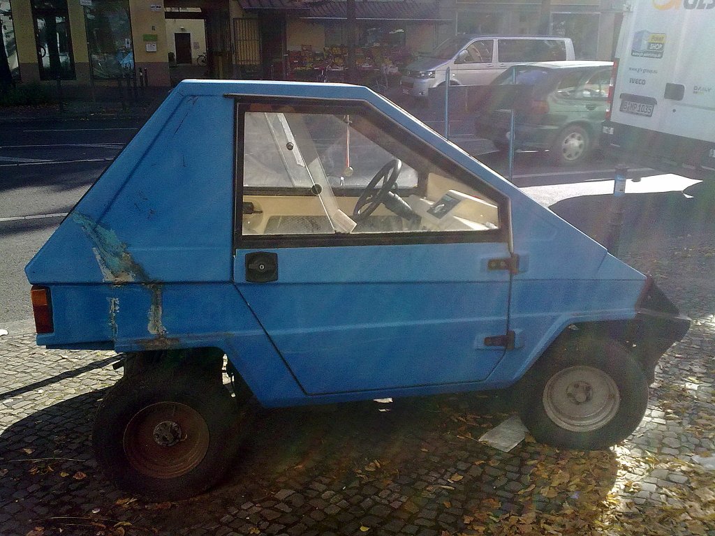 Unbekanntes Elektromobil, 20.09.12 Berlin-Wedding.