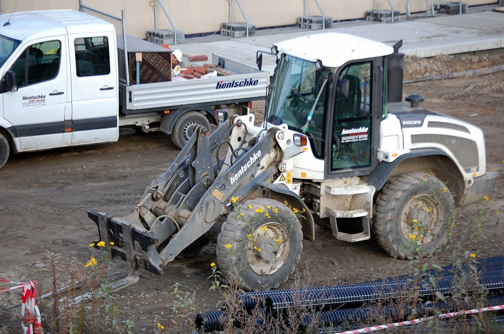 VOLVO L45F Radlader der Fa. hentschke, 31.10.12 Gro�baustelle Berlin-Ostkreuz.