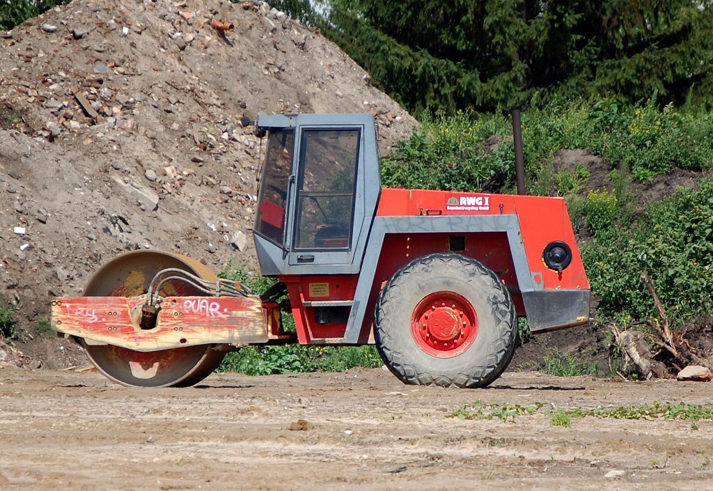 Walzenzug mit Glattbandage, unbek.Typ + Hersteller Fa.RWG I, Sommer 2008 Berlin. 