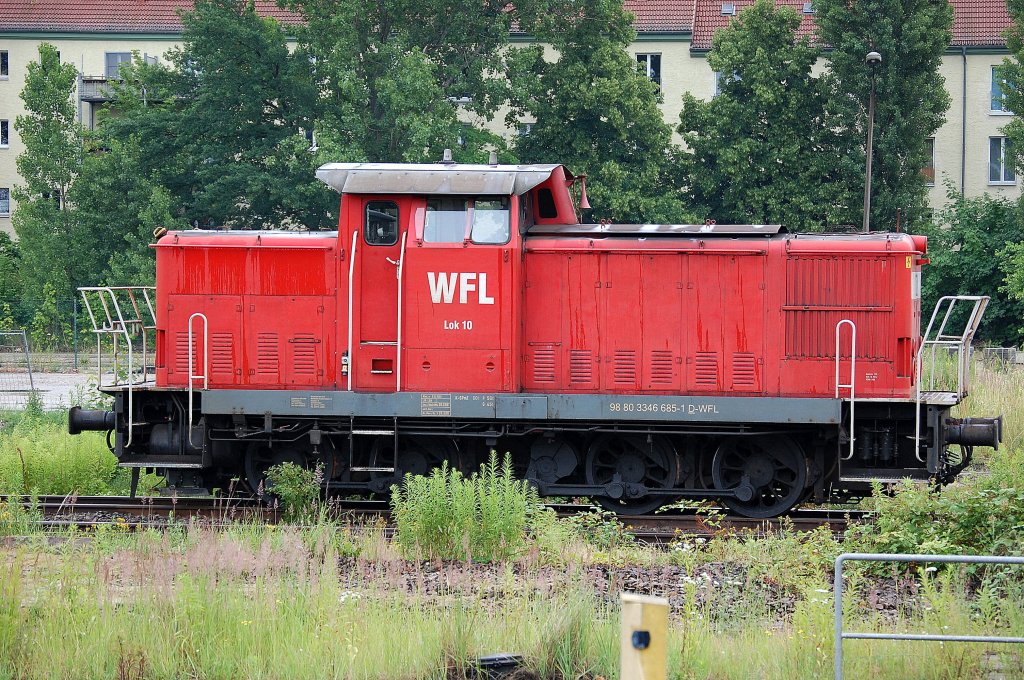 WFL LOK 10 (346 685-1) bei Rangiert�tigkeiten gegen�ber dem S-Bhf. Berlin Frankfurter Allee, 01.07.13