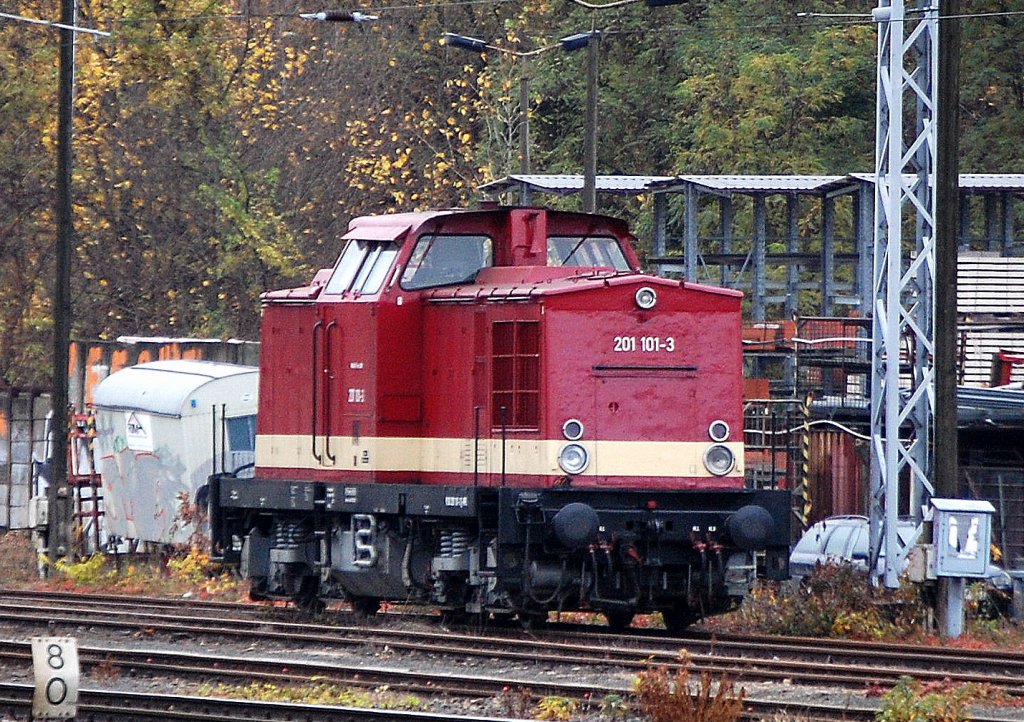 WFL Lok 18 201 101-3 (98 80 3201 101-3 D-WFL), 08.11.10 Berlin Greifswalder Str.