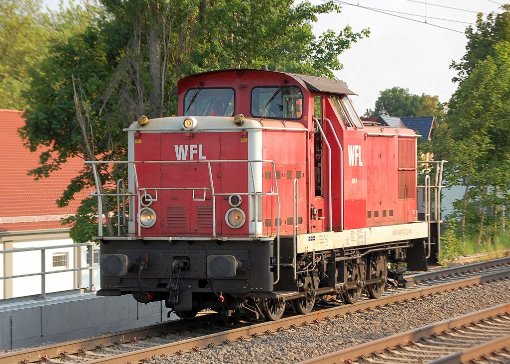 WFL Lok 8 (98 80 3346 727-1 D-WFL, Bj. 1971) auf Leerfahrt Richtung Bernau, 02.07.10 Berlin-Karow.