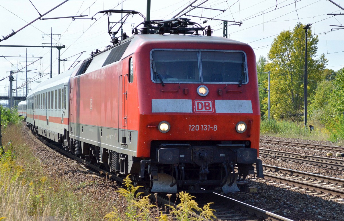 120 131-8 mit IC als Umleitungszug am 03.09.14 durch den Bhf. Flughafen Berlin-Schönefeld.
