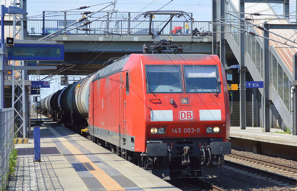 145 003-0 mit Kesselwagenzug am 23.05.17 BF. Berlin-Hohenschönhausen.