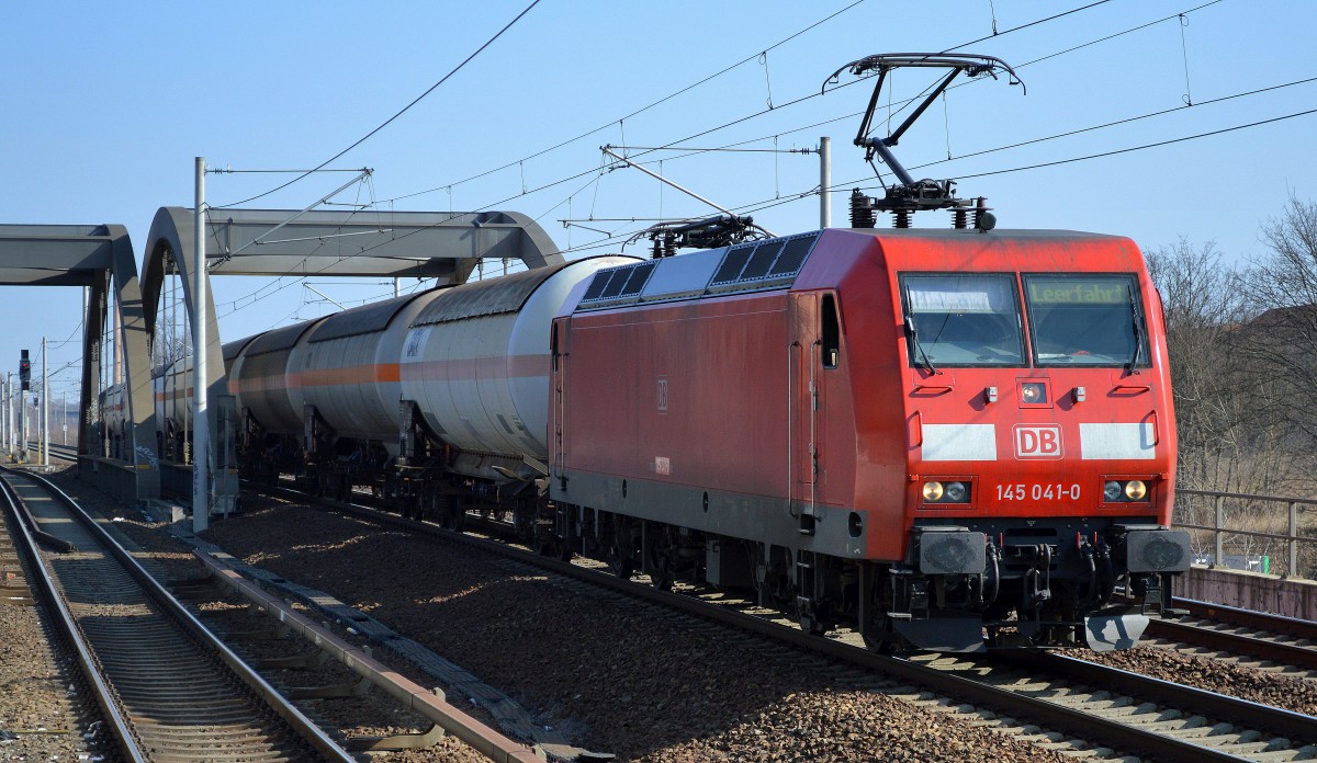 145 041-0 mit Kesselwagenzug am 17.03.15 Berlin-Pankow.
