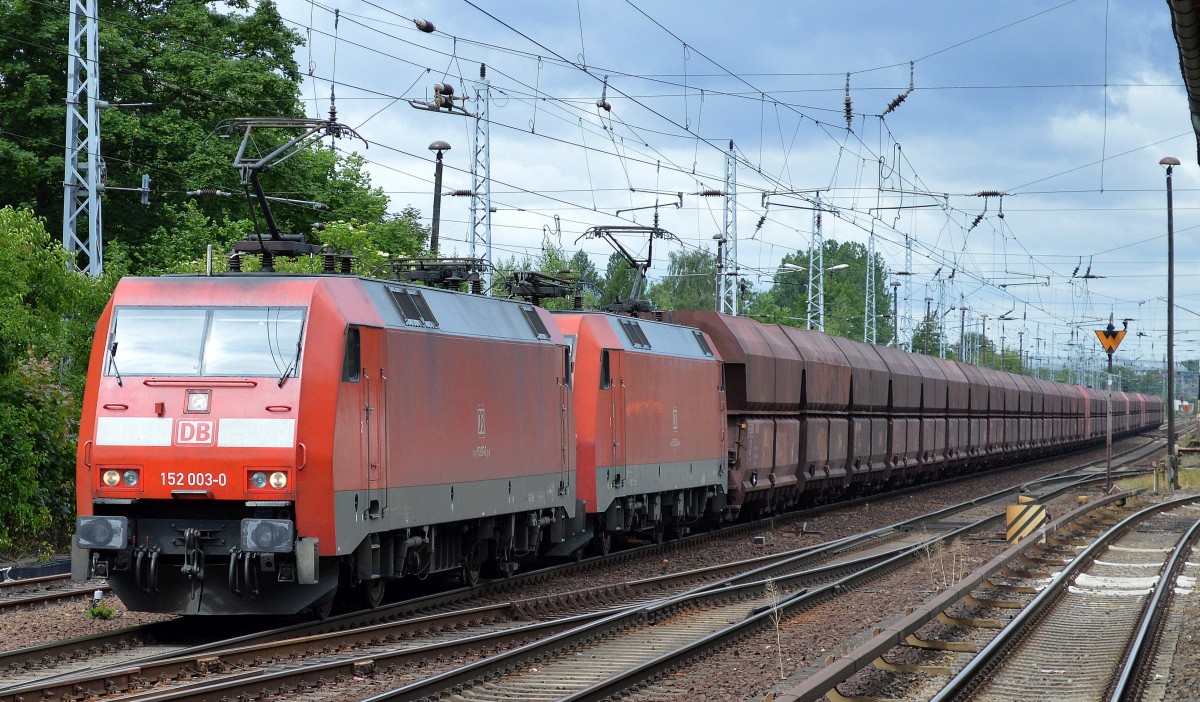152 003-0 + 152 124-4 Doppeltraktion mit Ganzzug Schüttgutwagen am 19.06.15 Berlin-Hirschgarten.