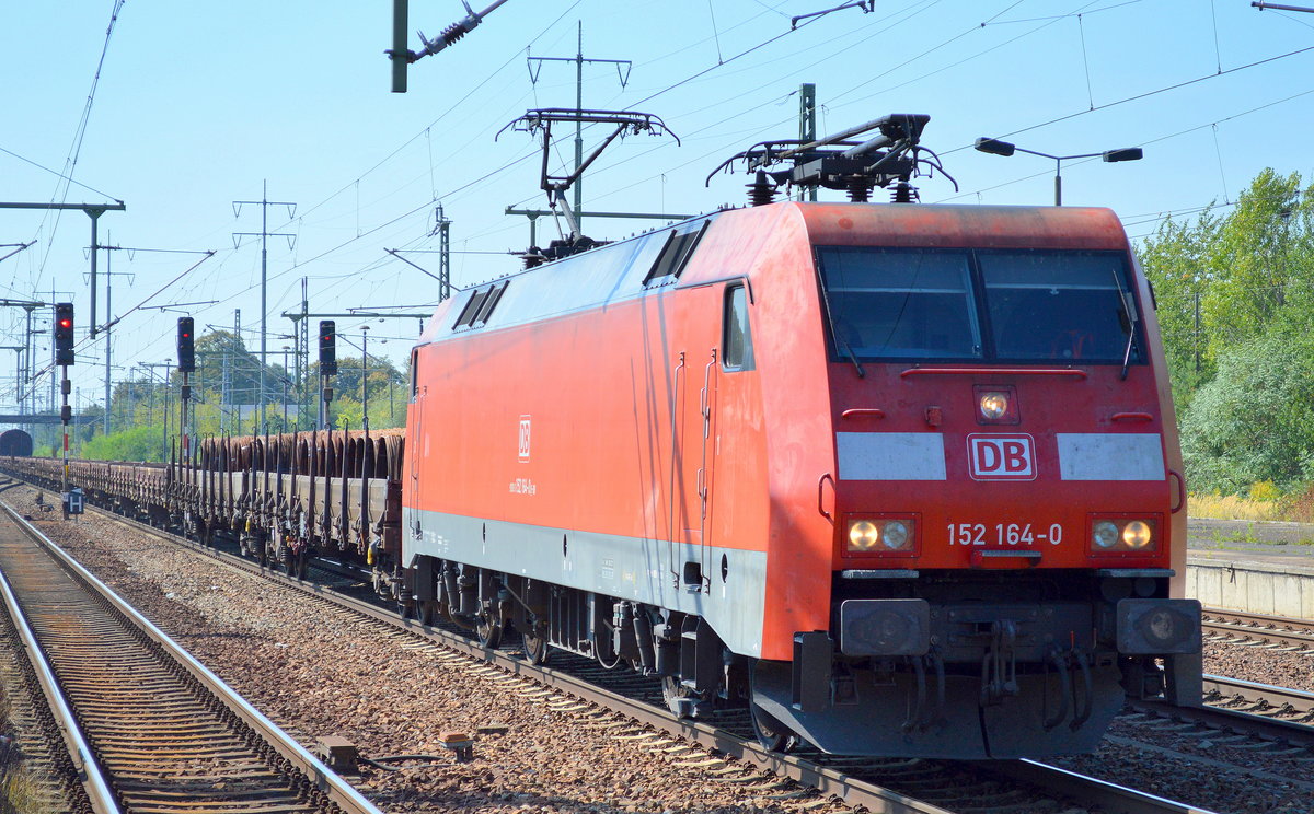 152 164-0 mit gemischtem Güterzug am 08.09.16 Bf. Flughafen Berlin-Schönefeld.