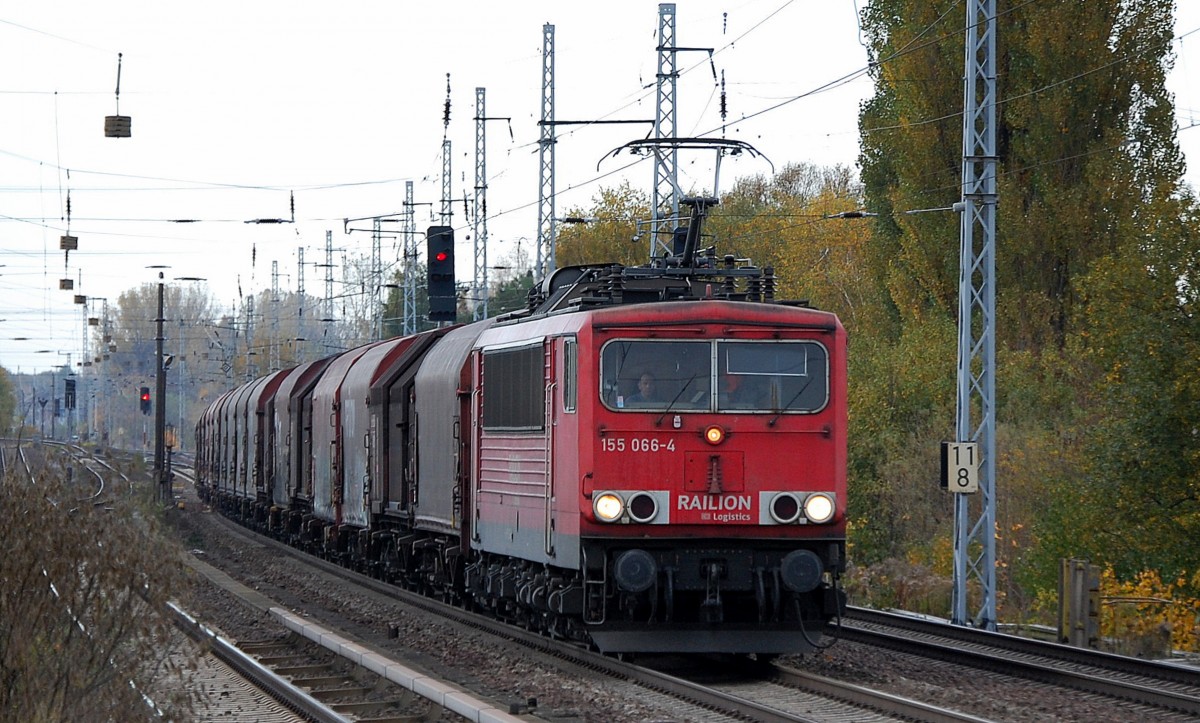 155 066-4 mit einem G�terzug f�r Stahlcoils am 24.10.13 Berlin-Karow.