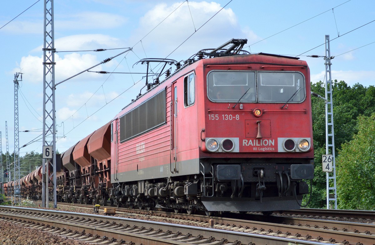 155 130-8 mit einem Ganzzug Schüttgutwagen am 29.07.15 Berlin-Wuhlheide. 