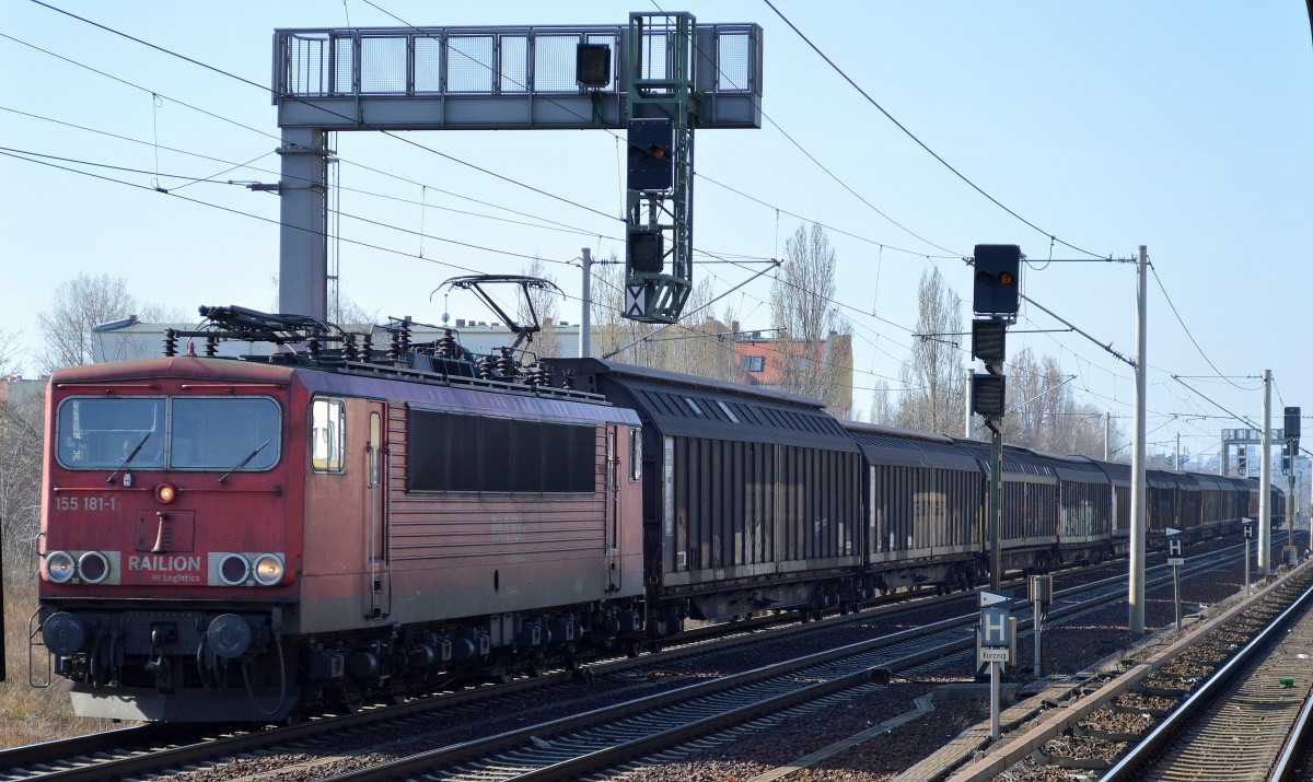 155 181-1 mit Ganzzug Schiebewandwagen Richtung Schwedt am 20.03.14 Berlin-Pankow.