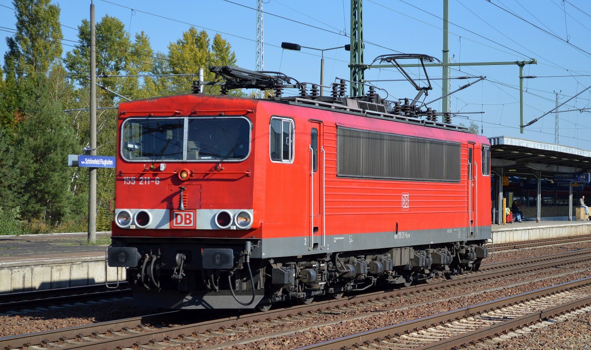 155 211-6 am 03.10.15 Bhf. Flughafen Berlin-Schönefeld.