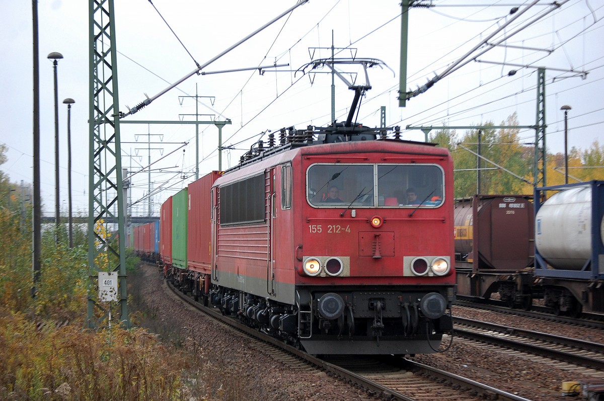 155 212-4 durchf�hrt den Bhf. Flughafen Berlin-Sch�nefeld, 16.10.13