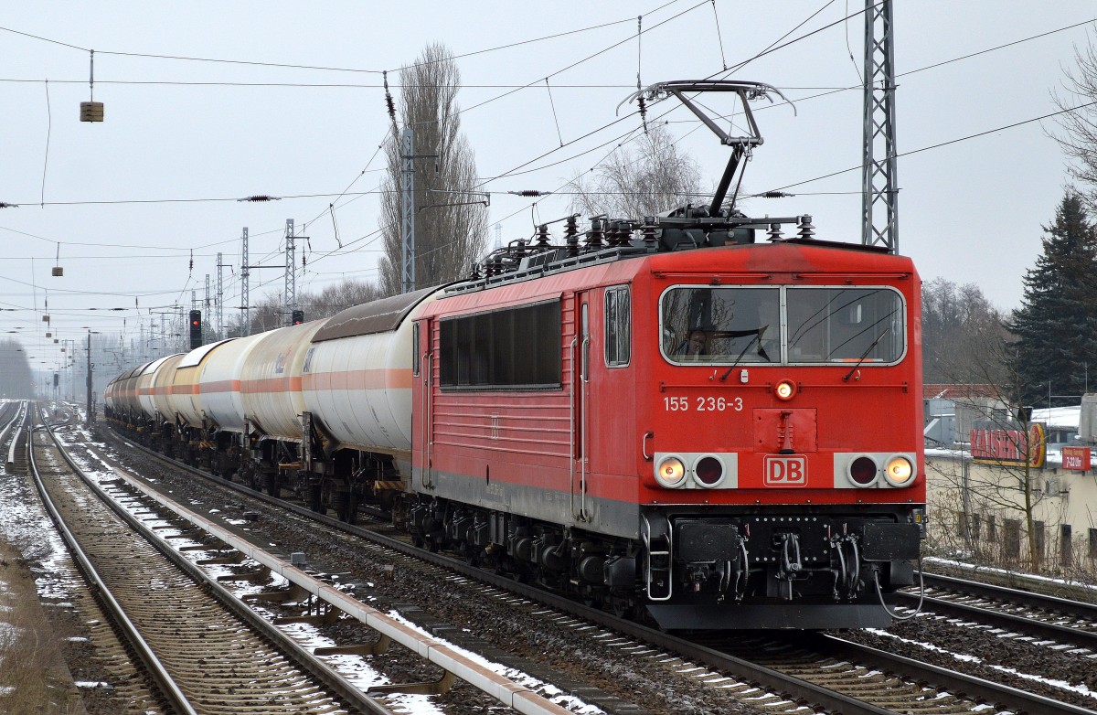155 236-3 mit Kesselwagenzug am 06.02.15 Berlin-Karow.