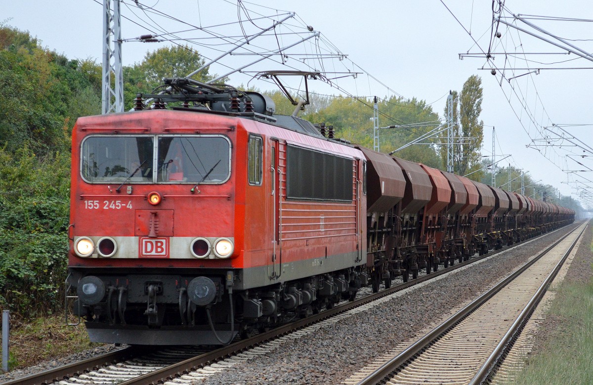 155 245-4 mit Schüttgutwagenzug am 30.09.14 Berlin-Hohenschönhausen.