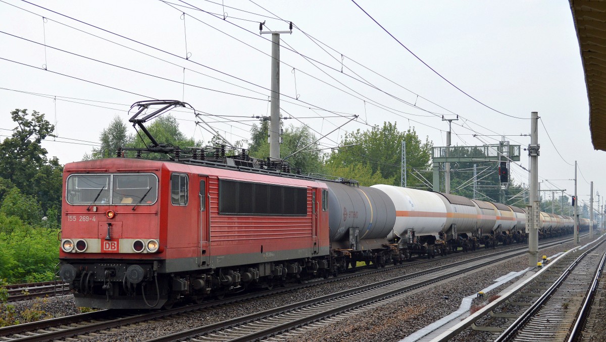 155 269-4 mit langem Kesselwagenzug Richtung Schwedt am 28.07.14 Berlin-Blankenburg.