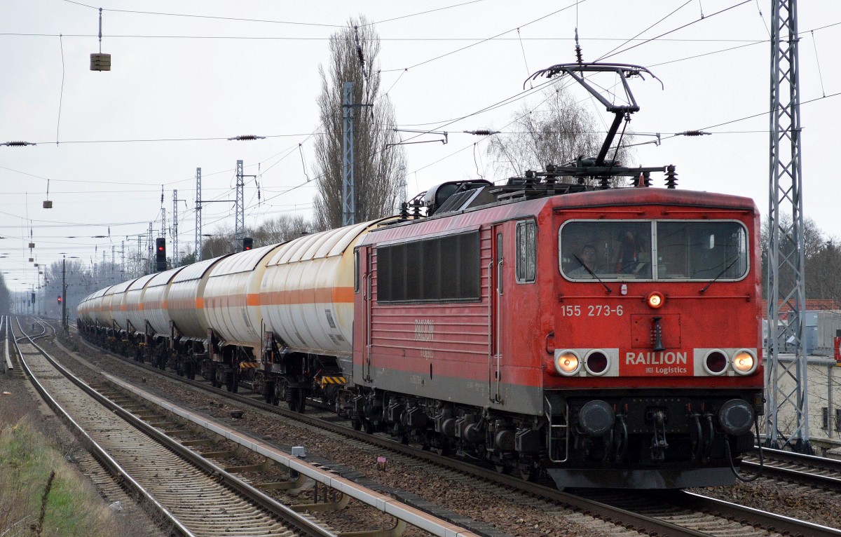 155 273-6 mit Kesselwagenzug am 24.03.14 Berlin-Karow.