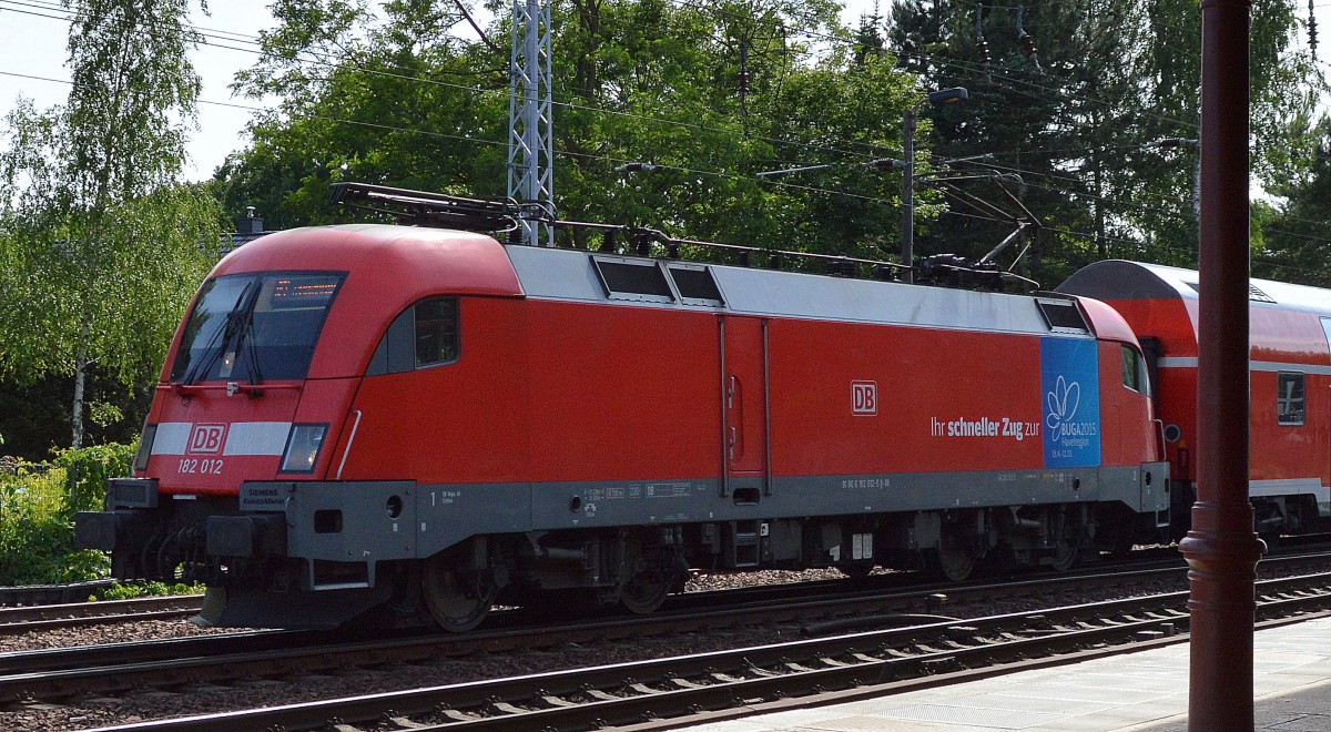 182 012 mit dem RE1 nach Frankfurt (oder) am 17.06.15 Berlin-Hirschgarten.
