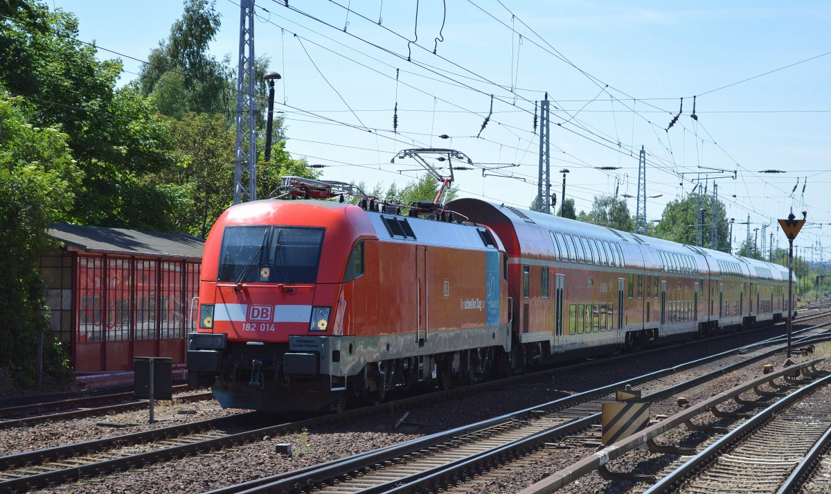 182 014 mit dem RE1 nach Frankfurt (Oder) am 17.06.15 Berlin-Hirschgarten.
