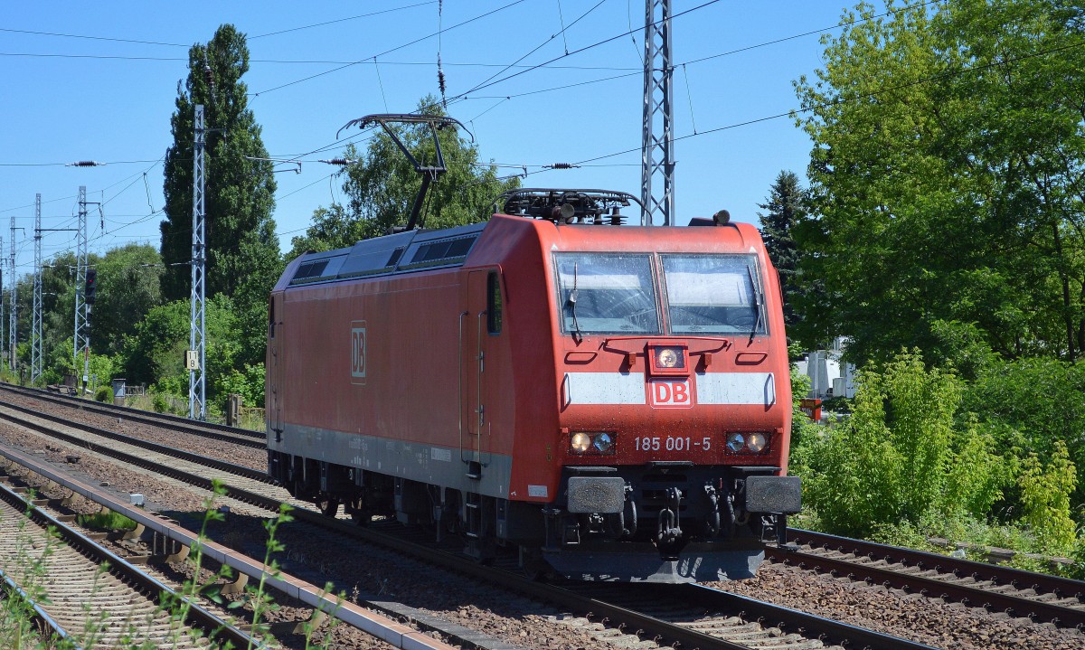 185 001-5 am 11.06.15 Berlin-Karow.