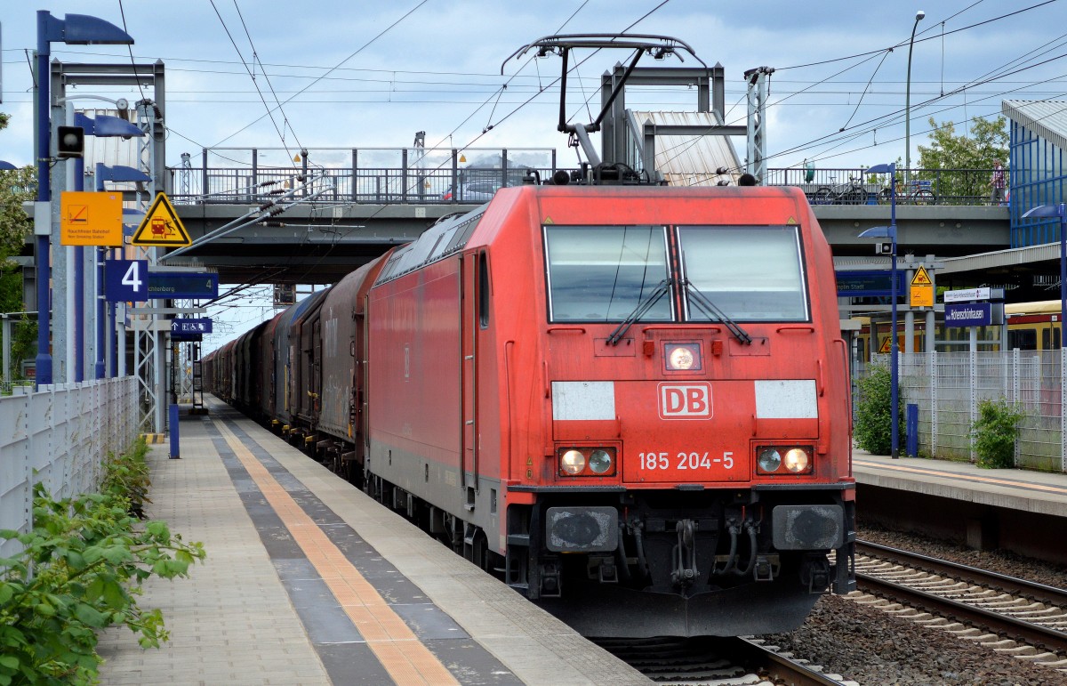 185 204-5 mit einem gemischten Güterzug für Stahlerzeugnisse am 03.06.15 Durchfahrt Bhf. Berlin-Hohenschönhausen.