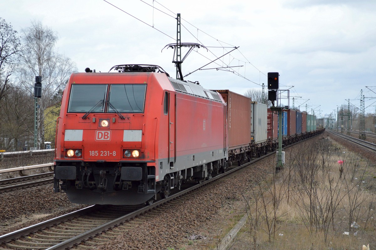 185 231-8 mit Containerzug Richtung Spandau am 29.03.15 Berlin-Jungfernheide