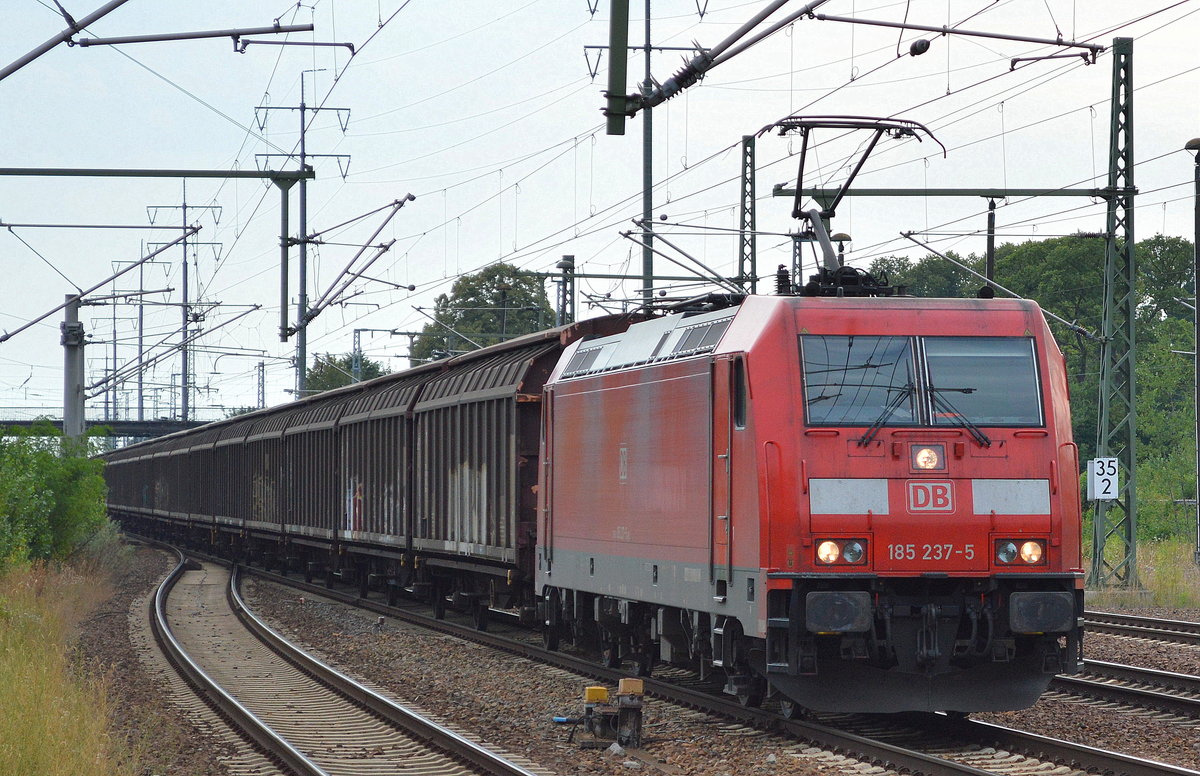 185 237-5 mit Ganzzug Schiebewandwagen am 21.07.16 Bf. Flughafen Berlin-Schönefeld.
