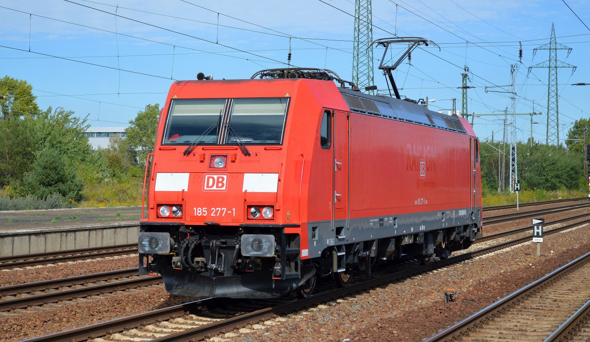 185 277-1 am 17.09.15 Bhf. Flughafen Berlin-Schönefeld.