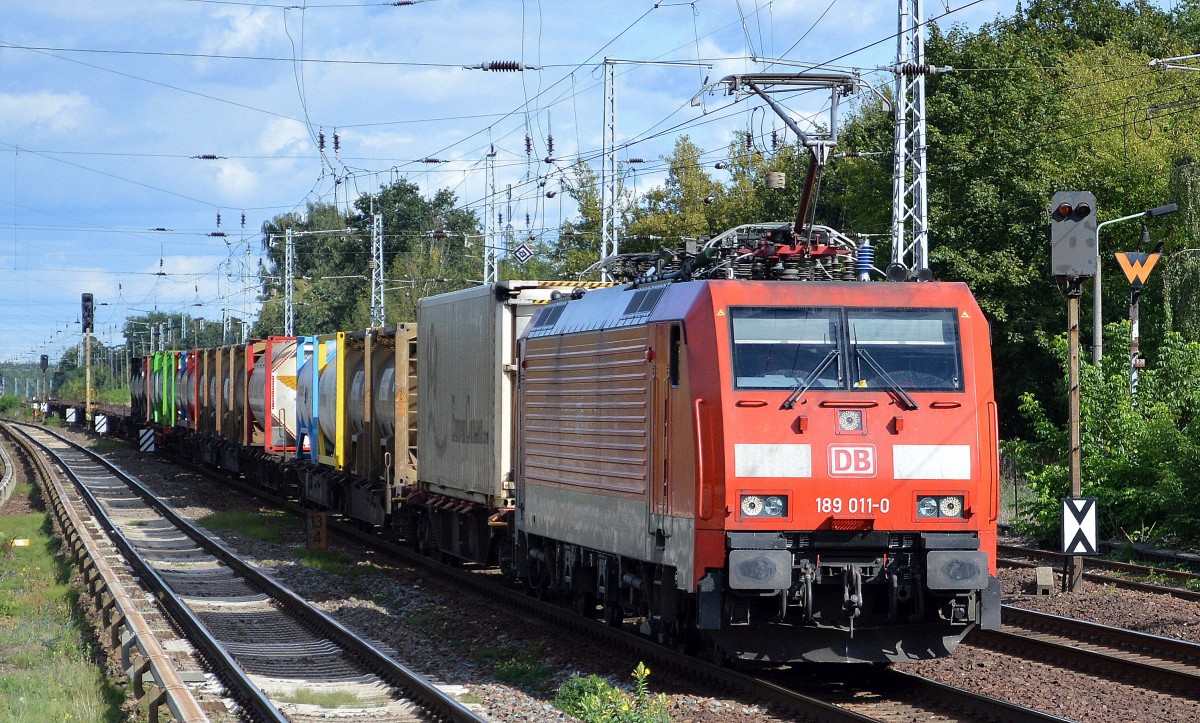 189 011-0 mit Containerzug am 07.09.15 Berlin-Hirschgarten