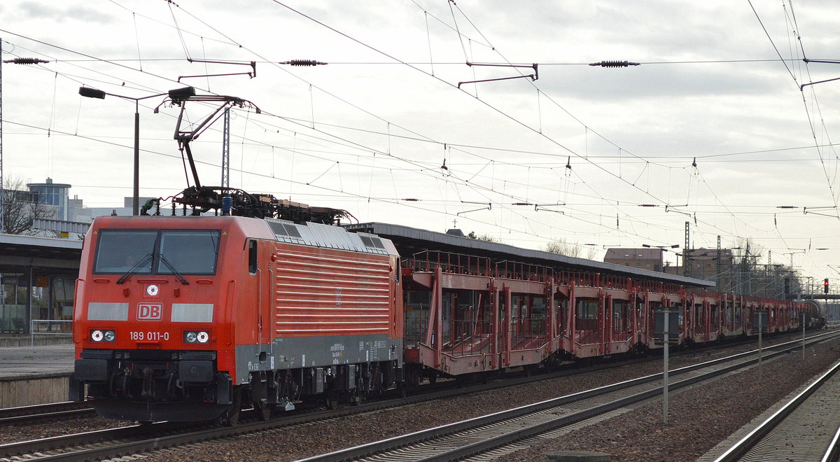 189 011-0 mit gemischtem Güterzug am 16.03.17 Bf. Flughafen Berlin-Schönefeld.