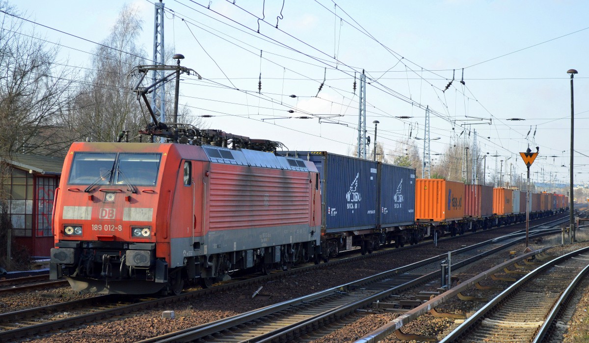 189 012-8 mit Containerzug am 17.02.16 Berlin-Hirschgarten.
