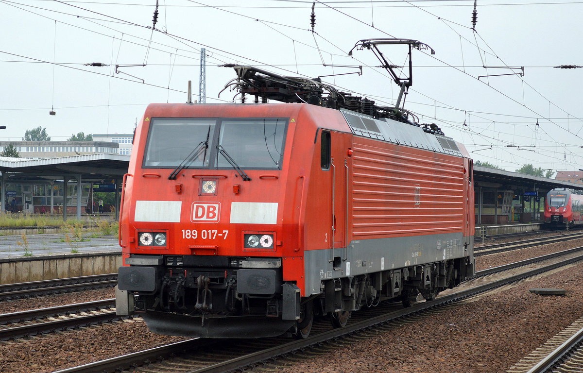 189 017-7 am 10.07.17 Bf. Fklughafen Berlin-Schönefeld.