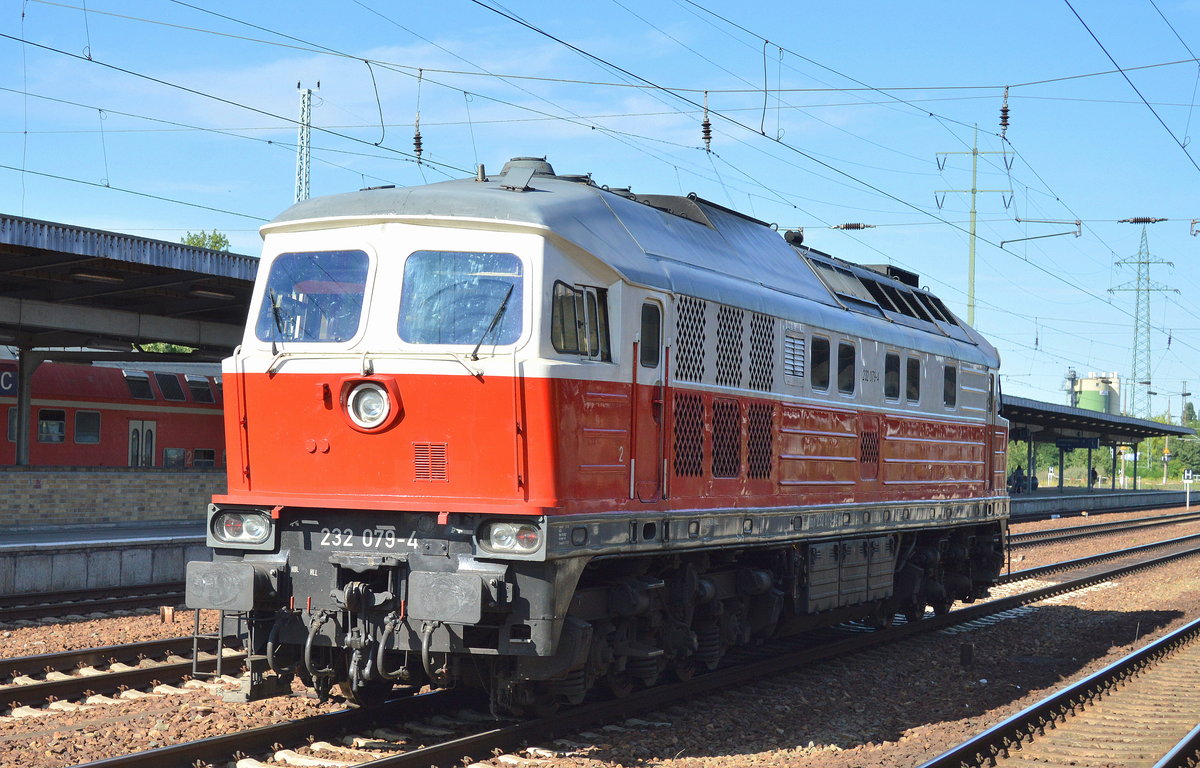 232 079-4 am 22.07.16 Bf. Flughafen Berlin-Schönefeld.