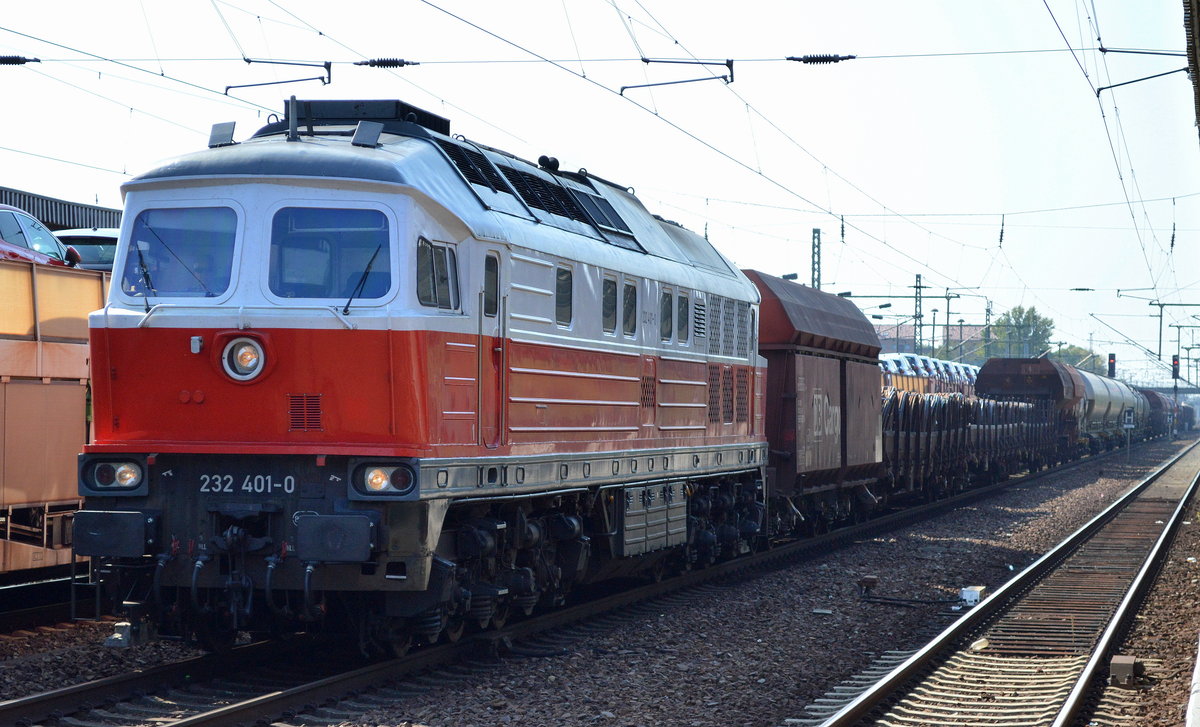 232 401-0 mit gemischtem Güterzug am 14.09.16 Bf. Flughafen Berlin-Schönefeld.