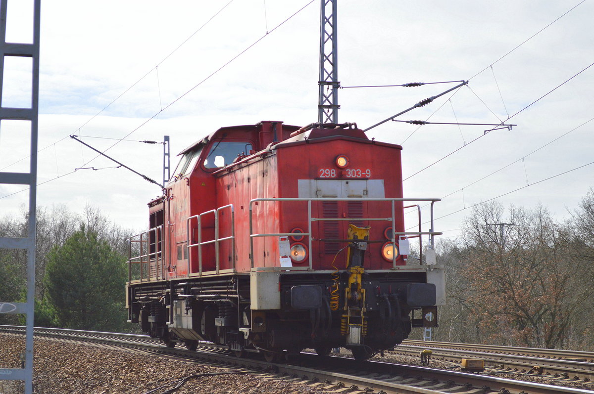 298 303-9 am 16.03.17 Berlin-Wuhlheide.
