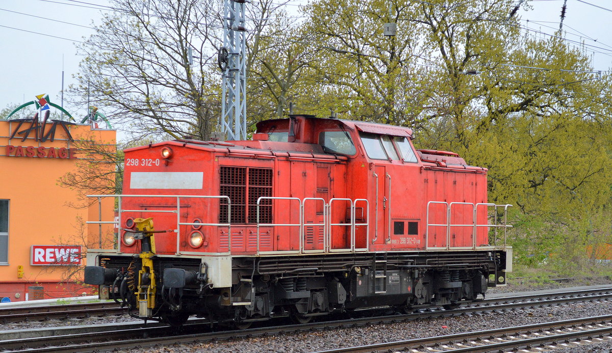 298 312-0 am 18.04.17 Berlin-Grünau.