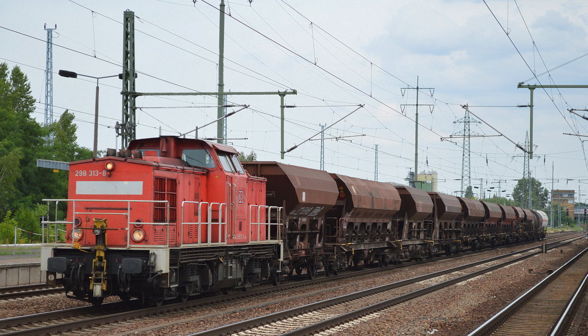 298 313-8 mit Übergabezug am 11.07.16 Bf. Flughafen Berlin-Schönefeld.