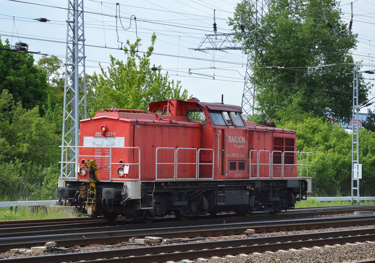 298 321-1 am 19.05.16 Berlin-Sprungpfuhl.