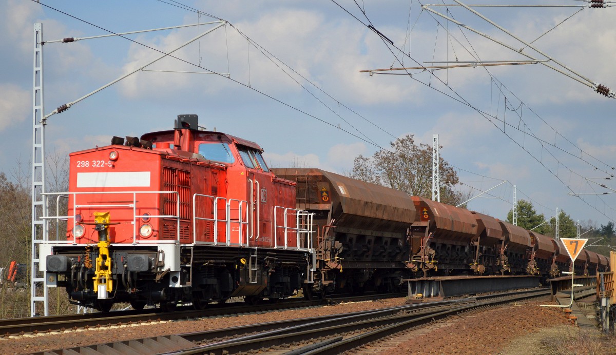 298 322-9 mit Schotterzug am 08.03.16 Berlin-Wuhlheide.
