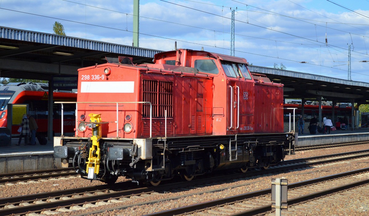 298 336-9 am 30.09.15 Bhf. Flughafen Berlin-Schönefeld.