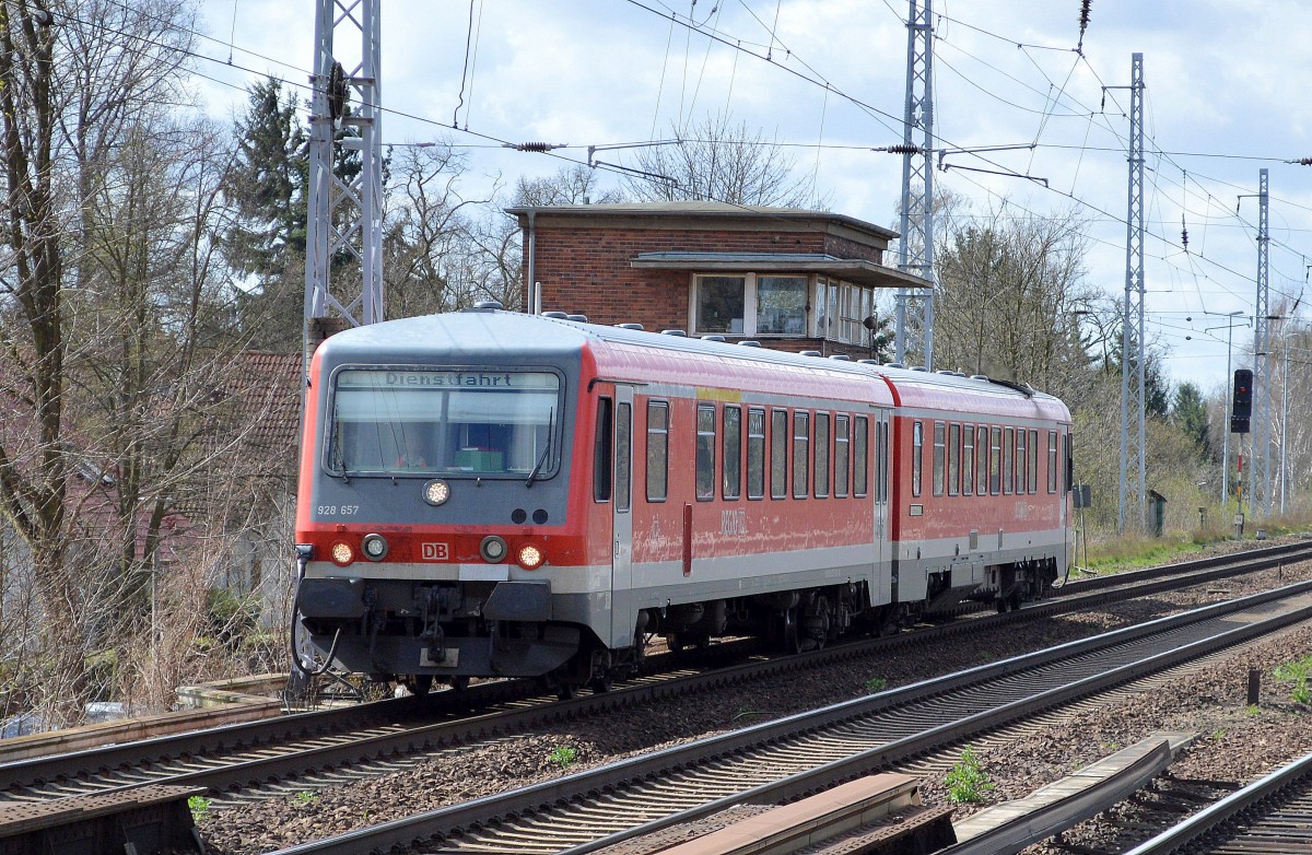928 657 am 13.04.15 auf Dienstfahrt, Berlin-Karow.