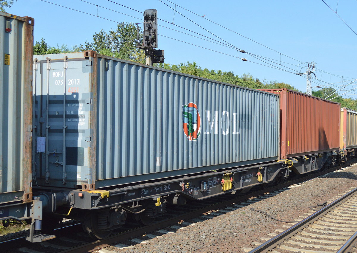 Älterer 40’ Standard Container der japanischen Mitsui O.S.K. Lines MOL am 05.09.17 Bf. Berlin-Hohenschönhausen.