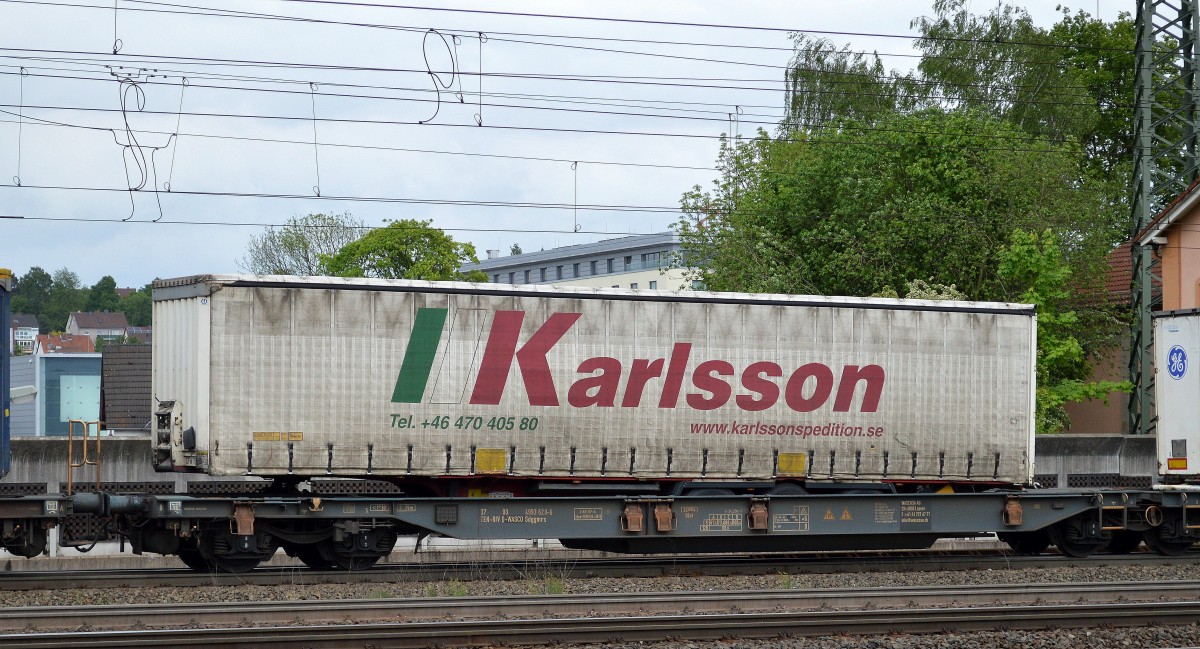 Am 10.05.14 im Bhf. Fulda ein LKW-Auflieger der schwedischen Sped. G. Karlsson Spedition.