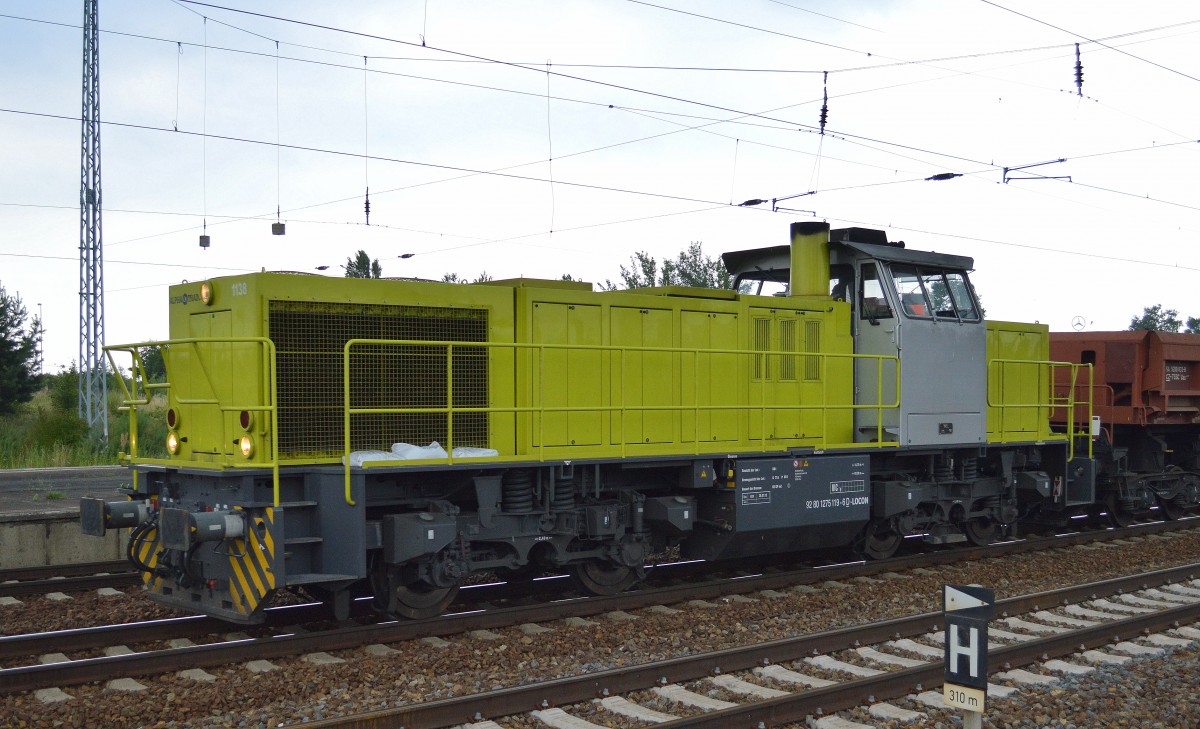 Ausgesprochen gut sieht diese Lok in diesem Farbdesign von Alpha Train aus, es ist die Lok 1138 (275 119-6) die f�r LOCON im Moment im Einsatz ist am 09.07.14 mit G�terzug im Bhf. Flughafen Berlin-Sch�nefeld.