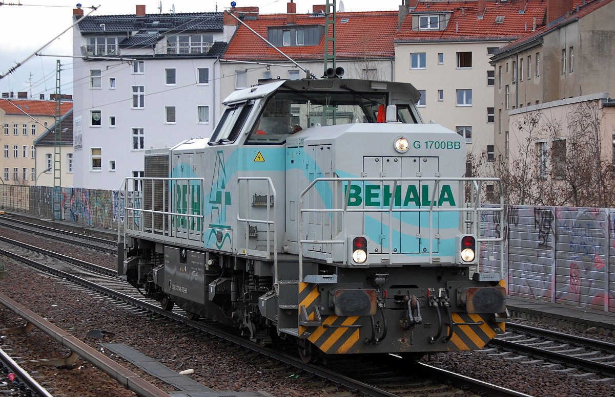 BEHALA 277 406-5 Richtung Berliner Westhafen zu ihrem Standpunkt am 09.01.14 Berlin-Wedding.